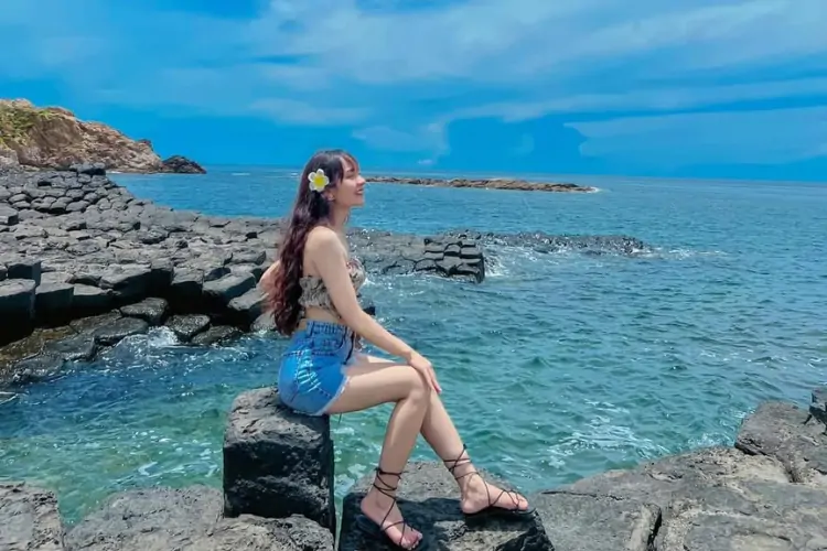 PHÚ YÊN - XỨ SỞ HOA VÀNG