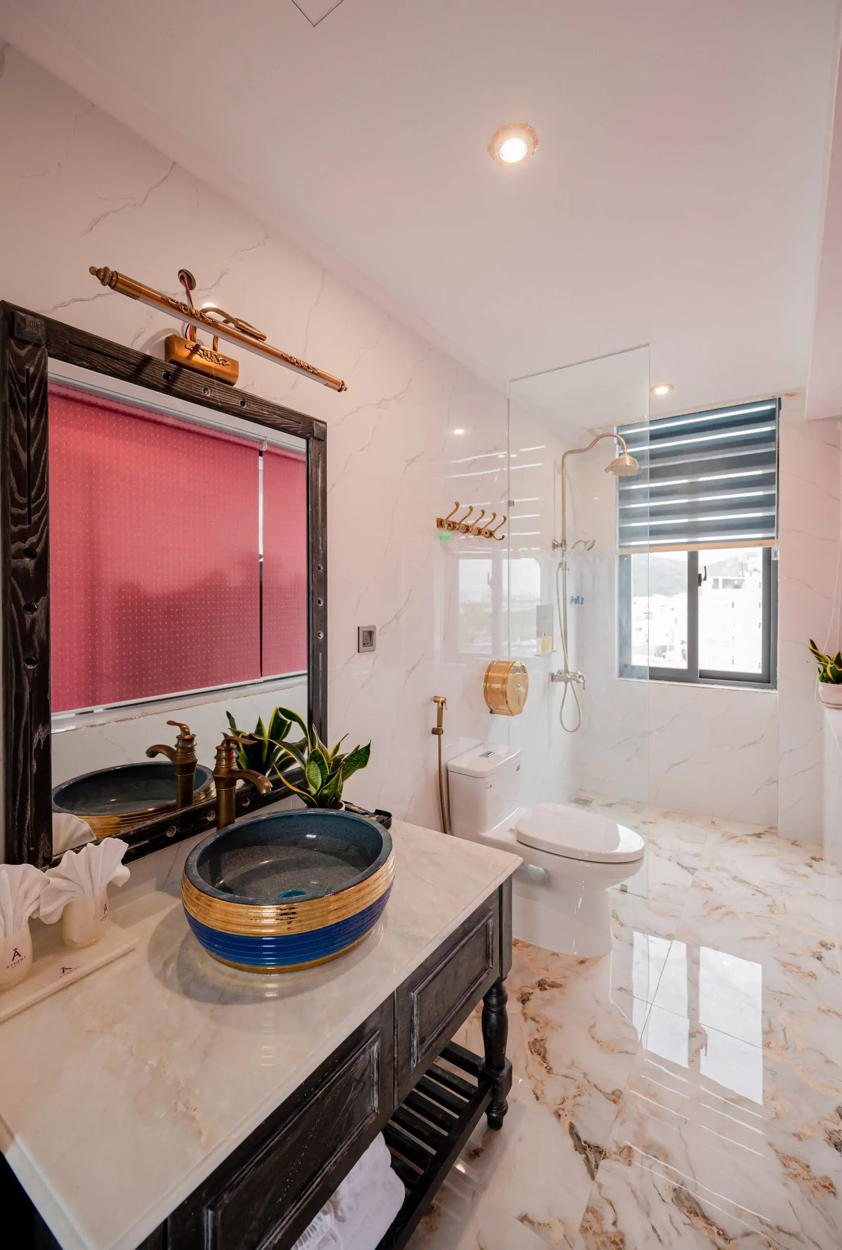ATHENA SUITE 814 (2)